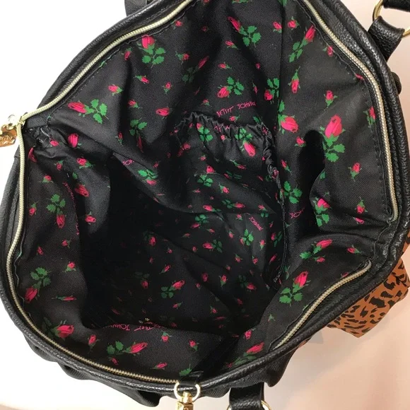 Betsey Johnson Leopard Print Large Zip Tote Bag - Picture 7 of 9